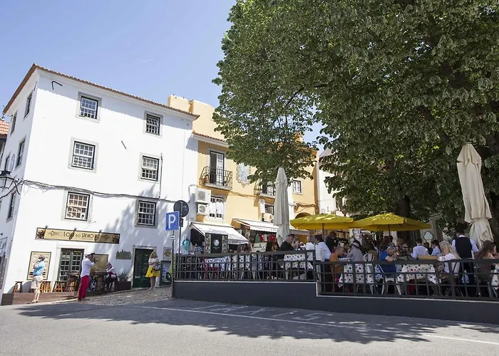 Lovely Apartment In Sintra